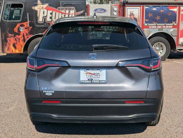 2023 honda hr-v lx