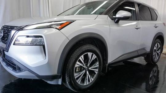 2022 nissan rogue sv