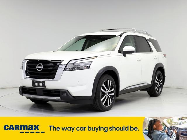 2023 nissan pathfinder platinum