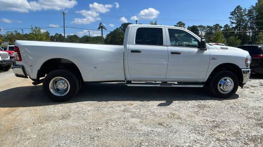 2023 RAM 3500