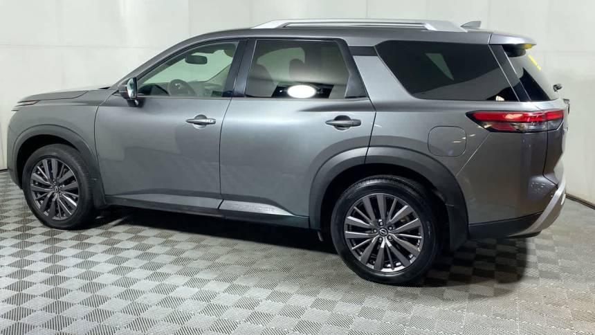 2022 nissan pathfinder sl