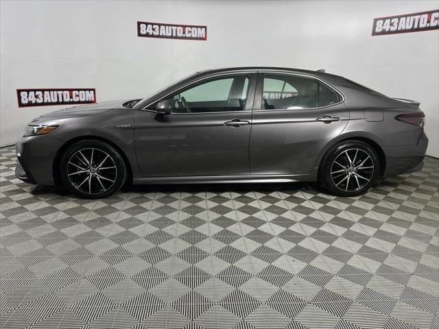 2021 toyota camry se