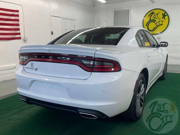 2019 dodge charger sxt