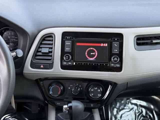2022 honda hr-v lx