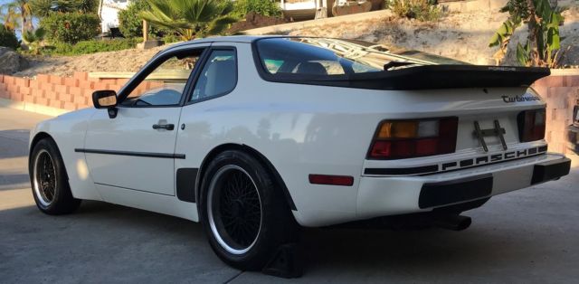 unmolested porsche 944