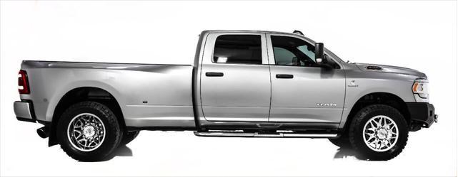 2022 ram 3500 tradesman 4x4 4dr crew cab 8 ft. lb drw pickup