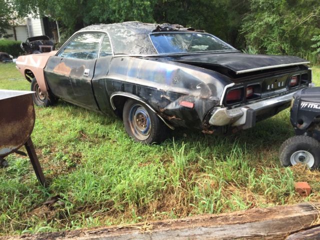 1973 dodge challenger - 340 automatictriple black