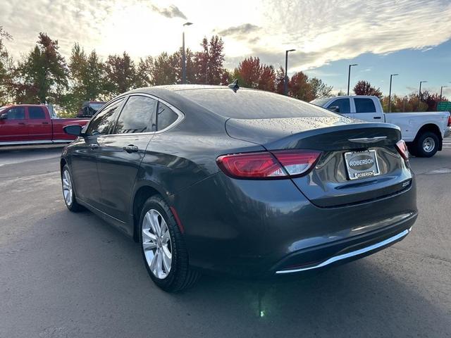 2017 chrysler 200 limited