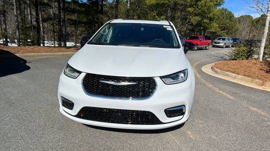 2024 Chrysler Pacifica