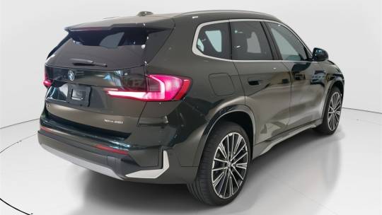 2025 BMW X1