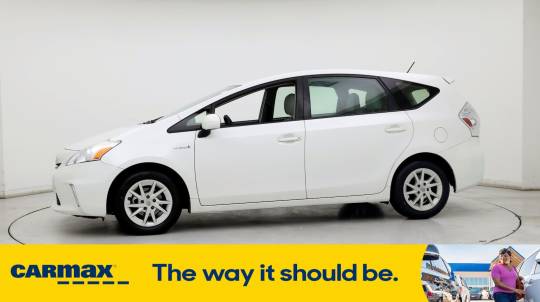 2014 Toyota Prius v (+)