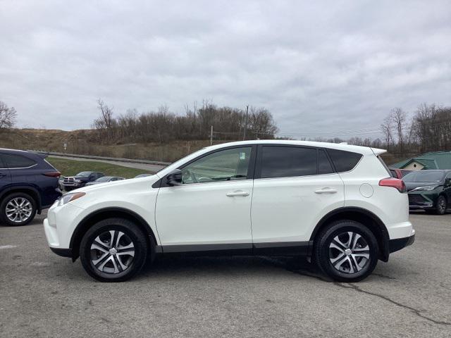 2018 toyota rav4 le