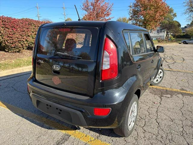 2012 kia soul base