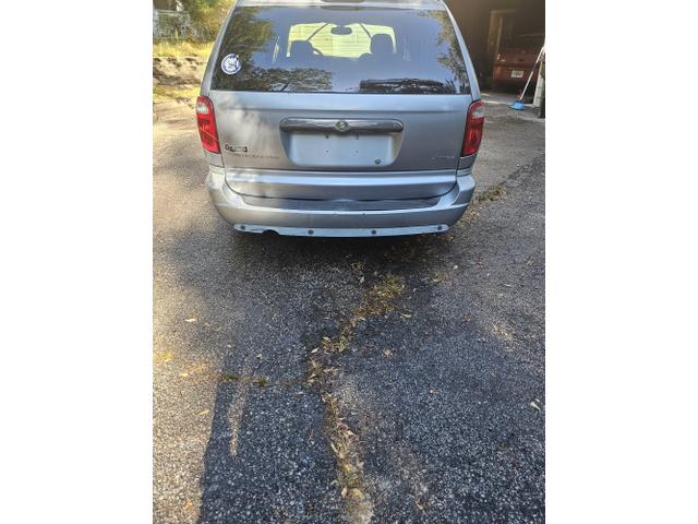 2006 chrysler town & country limited