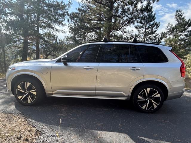 2022 volvo xc90 recharge plug-in hybrid t8 r-design 7 passenger