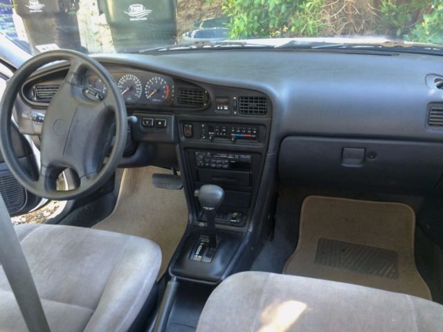nissan maxima gxe.94 runs, but needs a little work