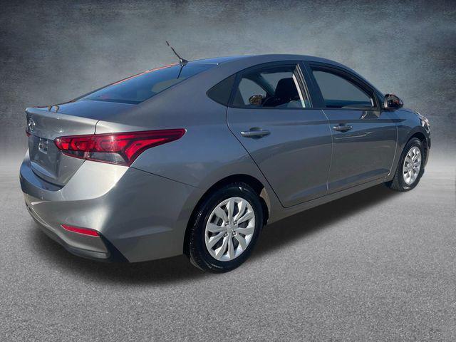 2021 hyundai accent se