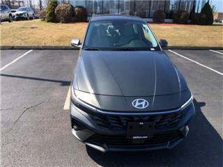 2024 Hyundai Elantra limited