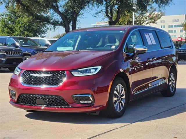 2023 chrysler pacifica hybrid limited