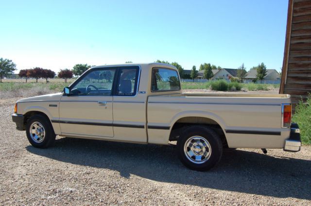 1986 mazda b-2000 lx cab plus pickup original low mileage survivor 94k miles!