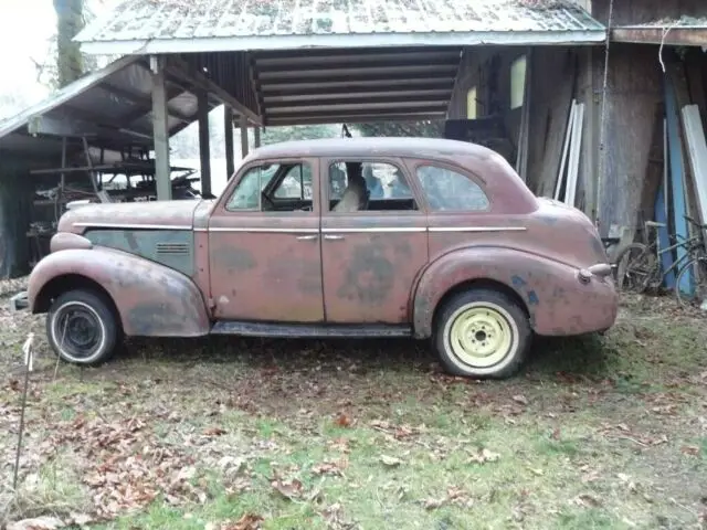 1939 pontiac 4 dr. sedan - restorable
