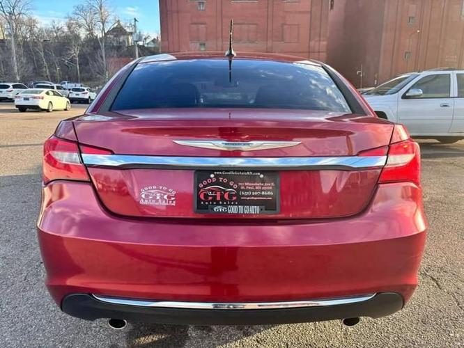 2012 chrysler 200 limited 4dr sedan in saint paul, minnesota