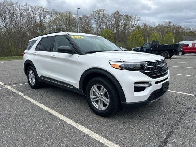 2022 ford explorer xlt in north hampton, new hampshire