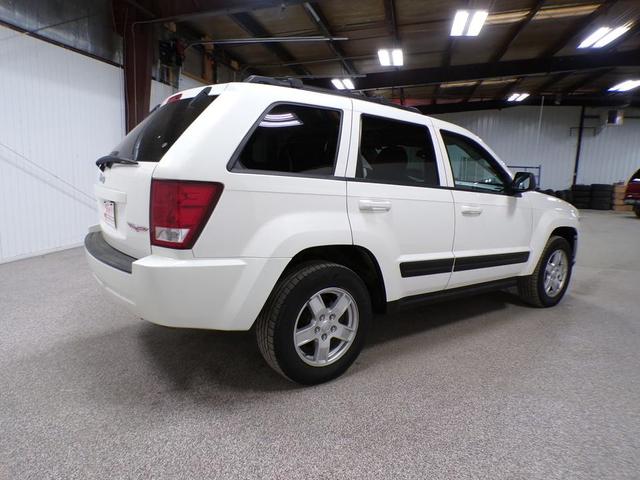 2006 jeep grand cherokee laredo