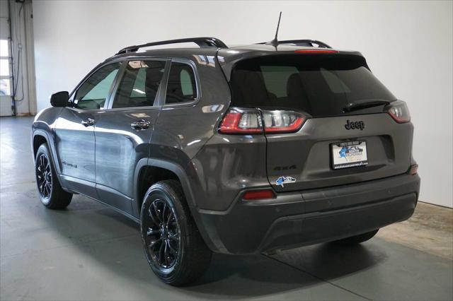 2023 jeep cherokee altitude lux