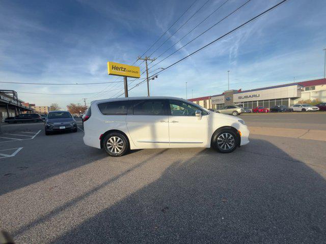 2022 chrysler pacifica hybrid limited