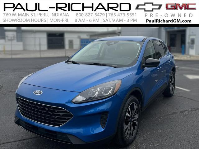 2021 ford escape se
