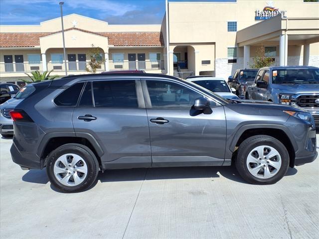 2020 toyota rav4 le
