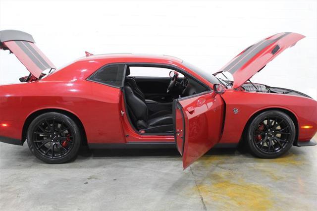 2016 dodge challenger srt hellcat