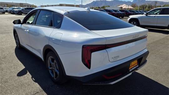 2025 Kia K4