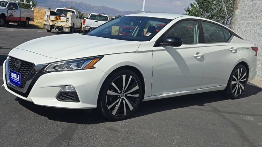 2022 nissan altima 2.5 sr