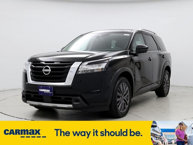 2023 nissan pathfinder sl