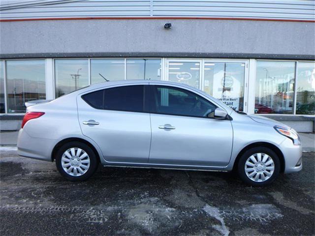 2018 nissan versa 1.6 sv
