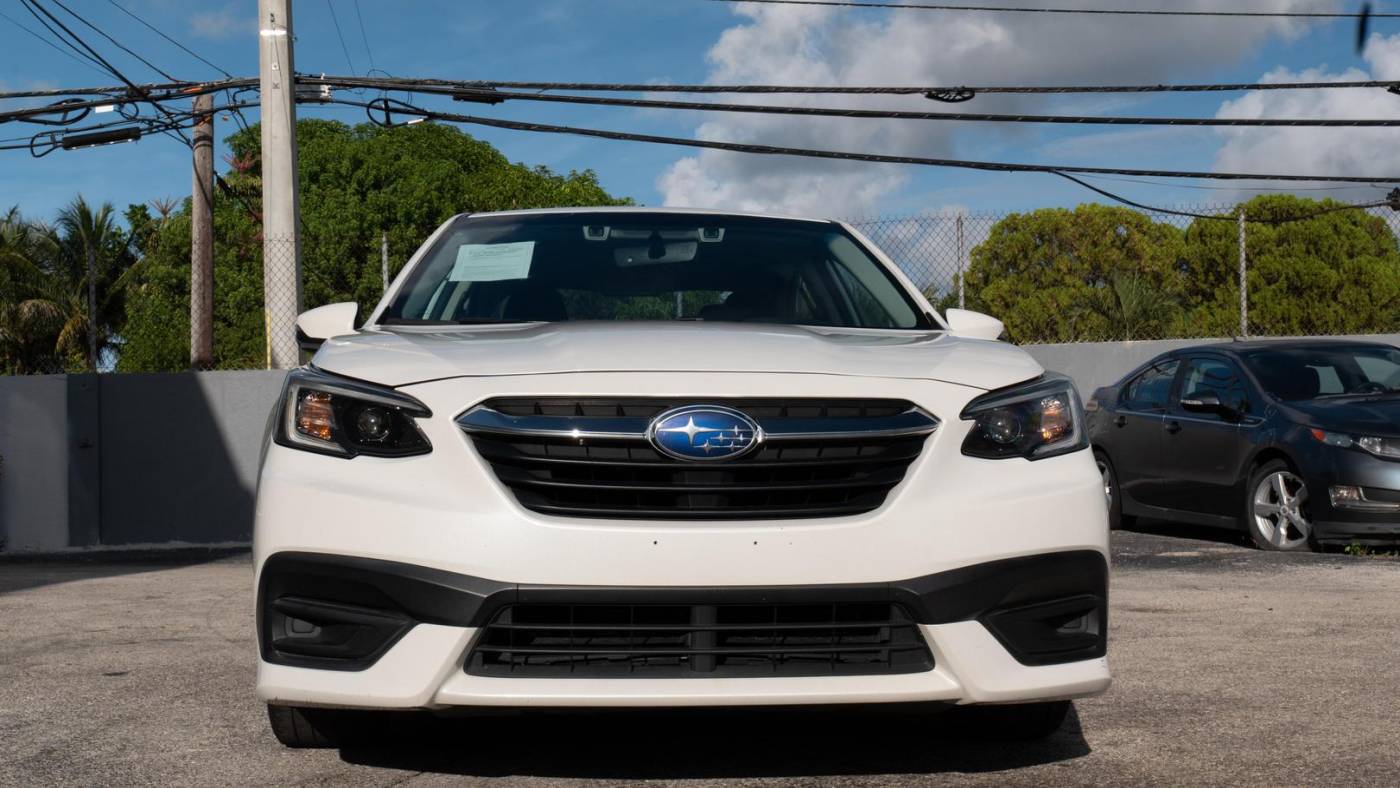 2020 subaru legacy premium