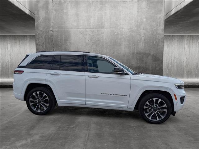 2022 jeep grand cherokee overland