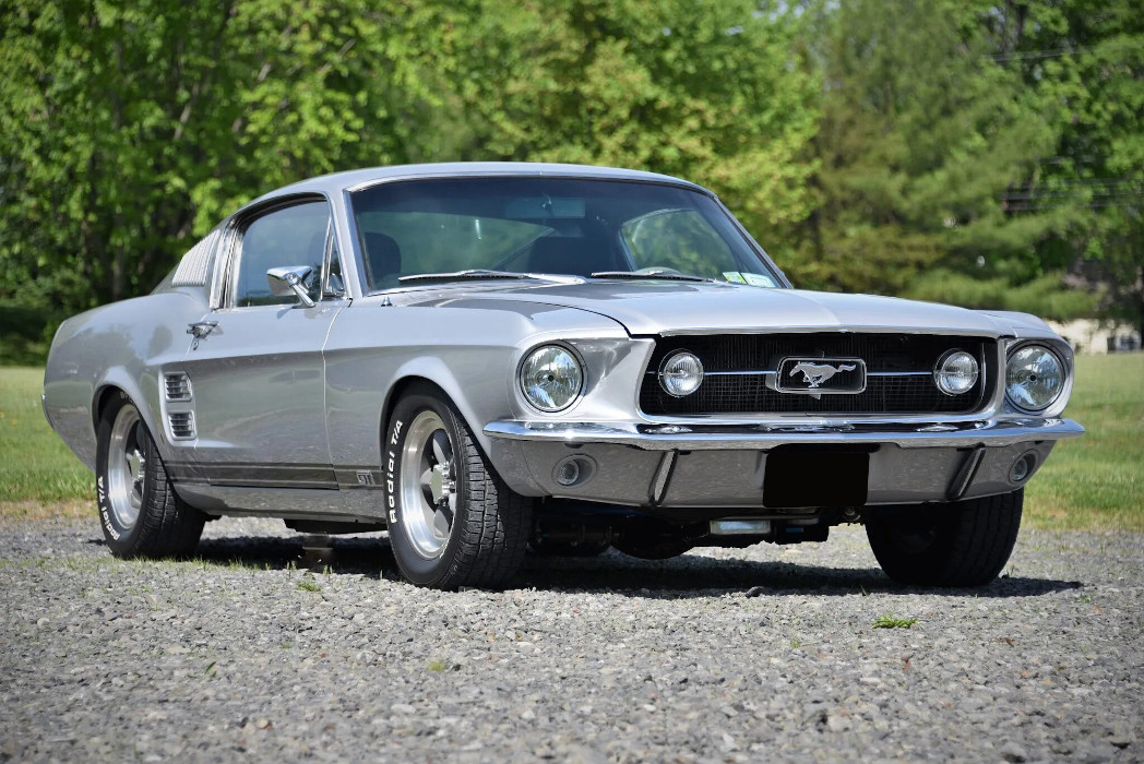 ford mustang gt