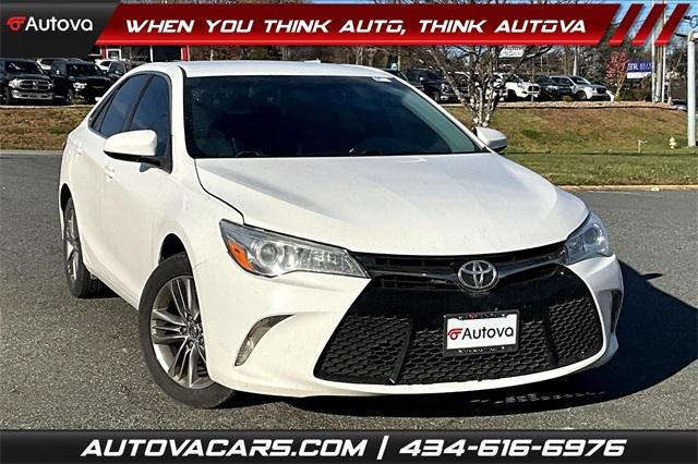 2016 toyota camry se