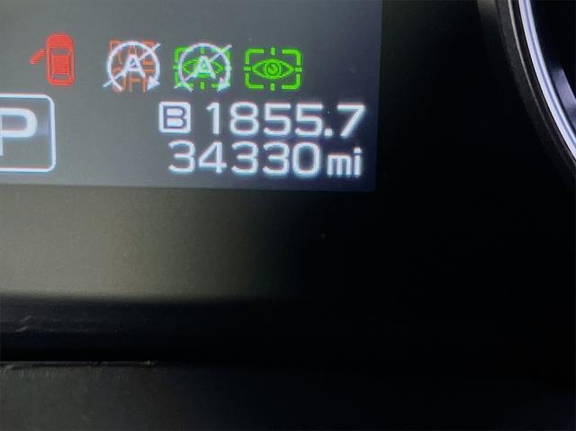 2022 subaru legacy limited
