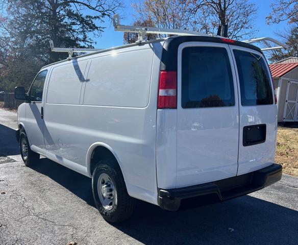 2017 chevrolet express 2500 work van
