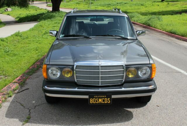 1983 mercedes-benz 300td turbo diesel station wagon