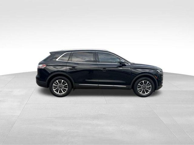2020 lincoln nautilus standard