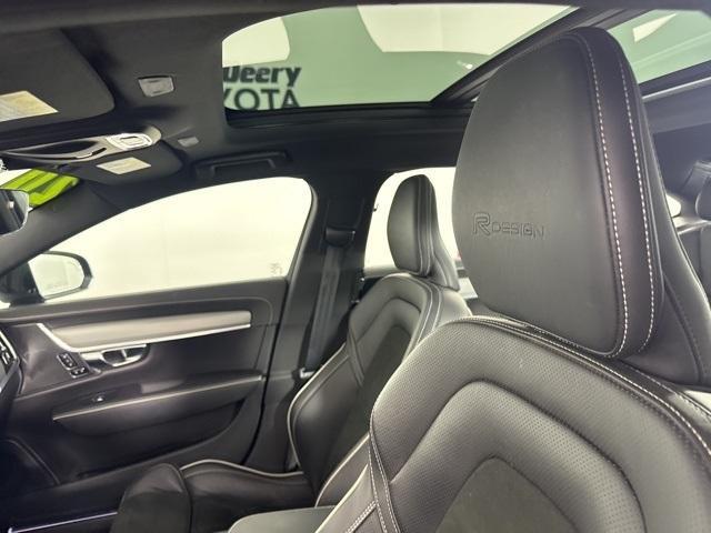 2020 volvo s90 t6 r-design