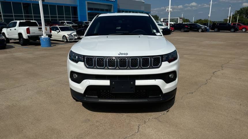 2024 jeep compass latitude