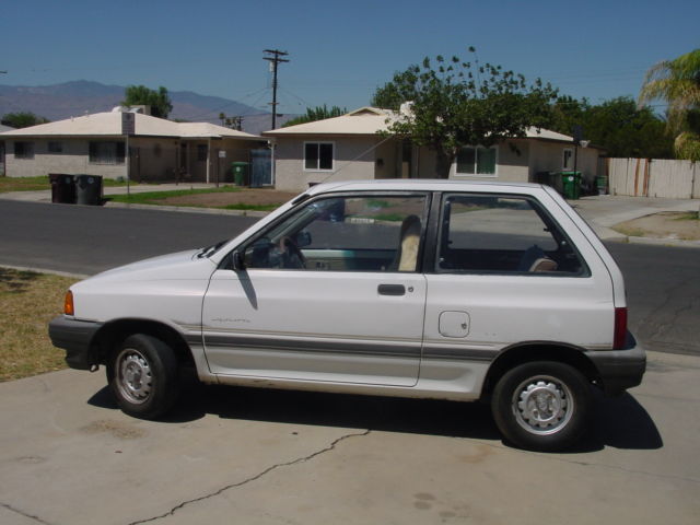 1988 ford festiva l, 5 speed runs great well maintained new tires current reg