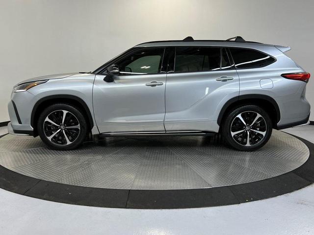 2021 toyota highlander xse