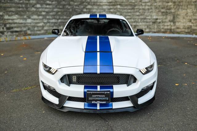 2017 ford shelby gt350 base